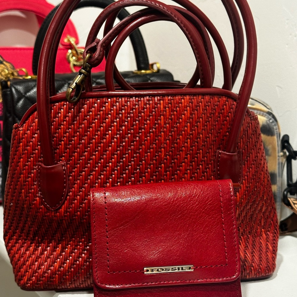 Fossil Red Textured Satchel and Wallet